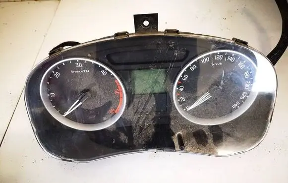 Speedometer (instrument cluster)