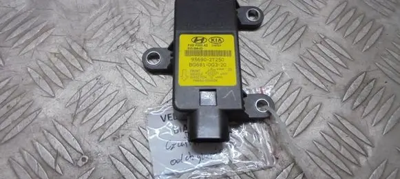 Hyundai Veloster ESP acceleration yaw rate sensor 95690-2T250