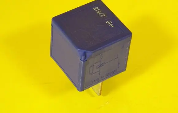Renault Scenic II - Grand scenic II Other relay 8200587121