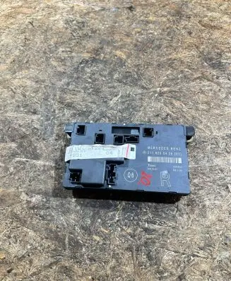 Mercedes-Benz E W211 Door control unit/module 2118200426 356802
