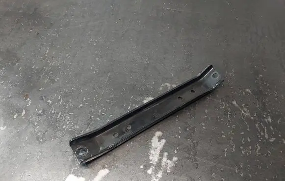 Audi A4 S4 B6 8E 8H Engine mounting bracket 06B129723BC
