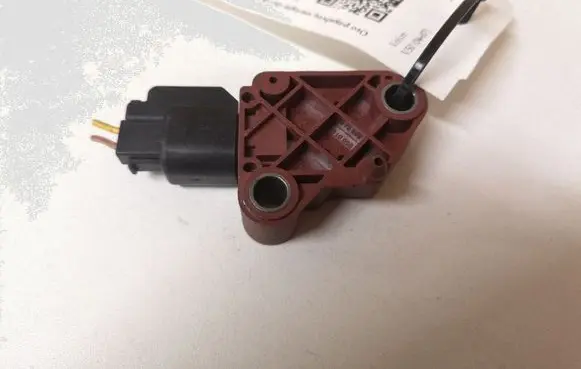 Volvo V50 Airbag deployment crash/impact sensor 30737138 MRSA5 8840A6