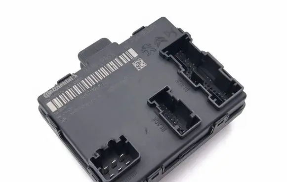 Peugeot 3008 III Door control unit/module 9857119480 A2C7717031500