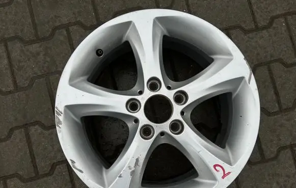 BMW 1 E82 E88 R17 alloy rim 6778219