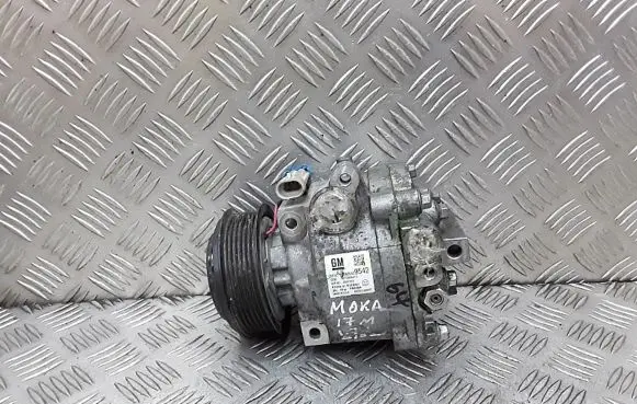 Opel Mokka Air conditioning (A/C) compressor (pump) akt200a413