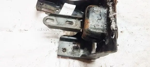 Peugeot 208 Engine mount bracket 9801521580 9676570880