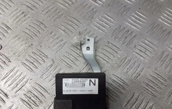 Toyota Avensis T250 Immobilizer control unit/module 89784-05020