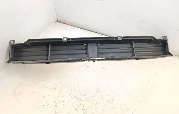 BMW X4 G02 Intercooler air guide/duct channel 5A1ACE203 17756313 5A1ACE2