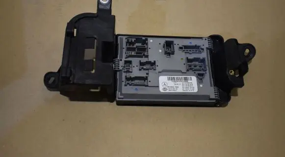 Mercedes-Benz GLE W167 Trunk lid opening control unit A1679002304555525