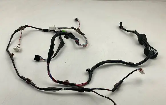 Toyota Prius xw60 Rear door wiring loom 8215347420