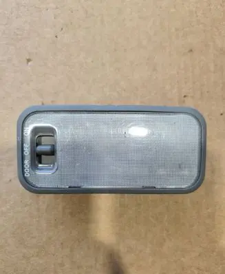 Toyota Land Cruiser (J120) Boot/trunk interior light 