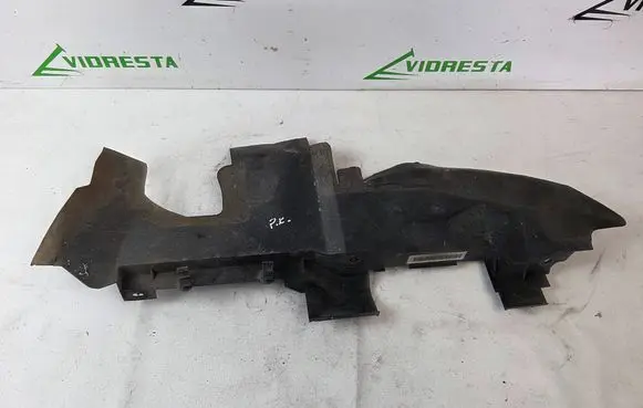 Audi Q7 4L Intercooler air guide/duct channel 4L0121283A