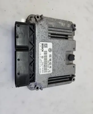 Volkswagen PASSAT B6 Engine control unit/module 03G906021NK