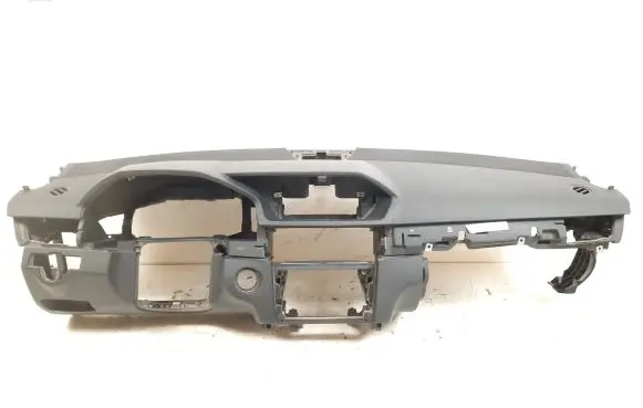 Mercedes-Benz E W212 Dashboard A2126804687 A2126804300