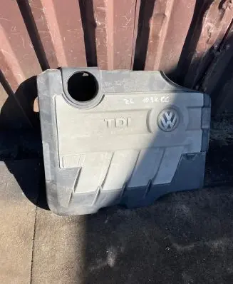 Volkswagen PASSAT CC Engine cover (trim) 03L103925AM