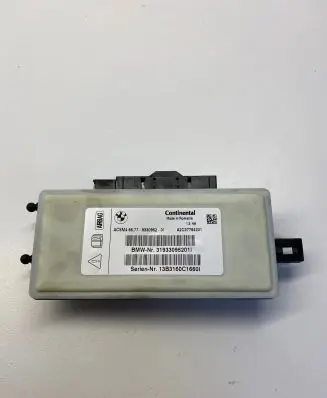 BMW 5 F10 F11 Airbag control unit/module 319330952011 9330952 13B3160C16601