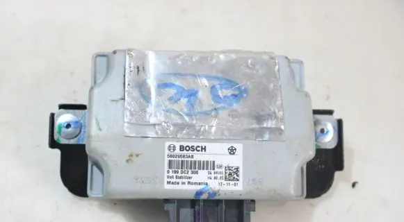 Jeep Compass Voltage converter/converter module 