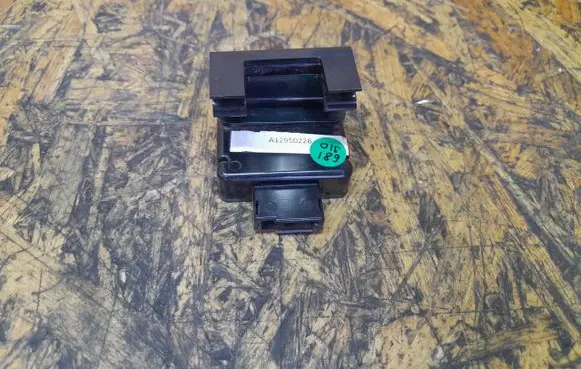 Ford Mondeo MK V Antenna control unit DG9T-19H464-FA
