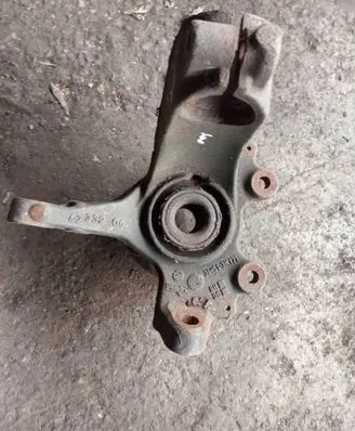 Volvo V50 Front wheel hub 3M513K171