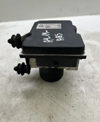 Audi A4 S4 B8 8K ABS Pump 8K0907379CC