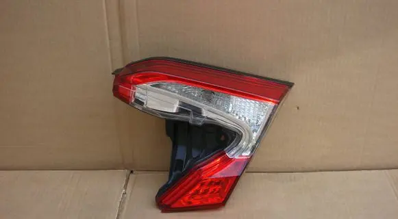Toyota C-HR I Tailgate rear/tail lights 81580F4010 81580-F4010 16442F