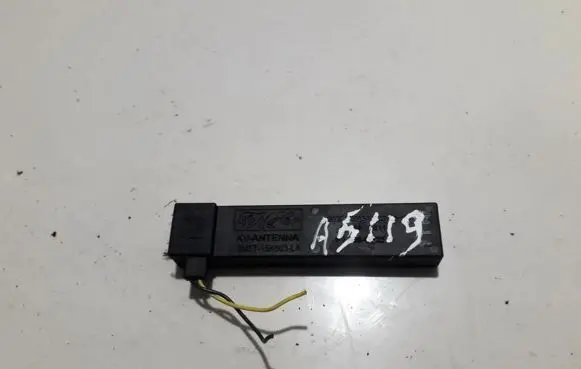 Ford Kuga I Antenna control unit 8M5T15K603LA 8M5T-15K603-LA