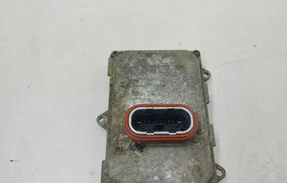 Audi A6 S6 C6 4F Headlight ballast module Xenon 00870410