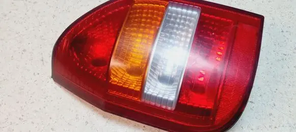 Opel Zafira A Rear/tail lights 62280