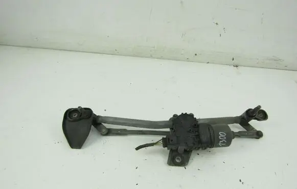 Opel Astra H Front wiper linkage 