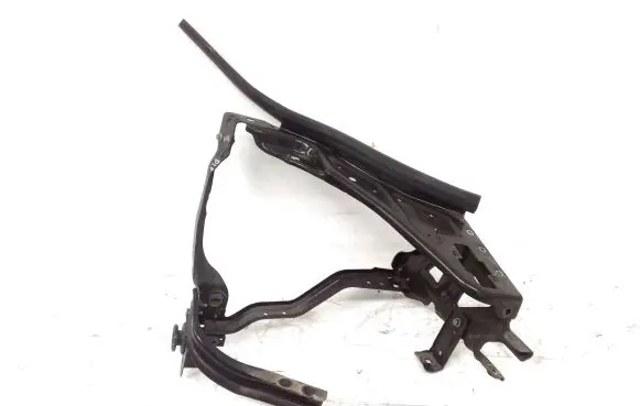 Mercedes-Benz E A207 Headlight/headlamp mounting bracket A2076201200