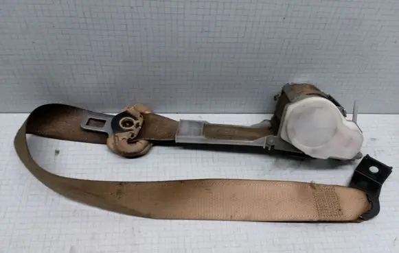 Opel Vectra C Front seatbelt 13128275 03314650