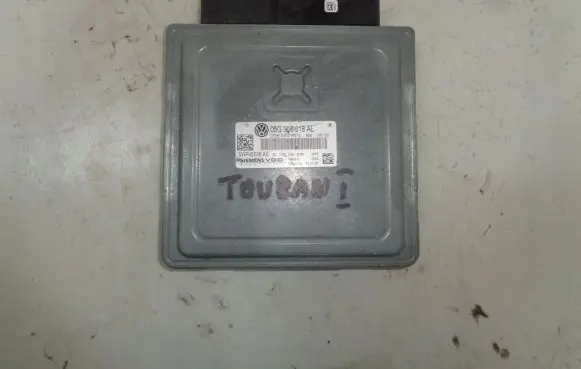 Volkswagen Touran I Engine control unit/module 03G906018AL