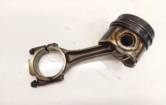 Volkswagen Crafter Piston with connecting rod 038J