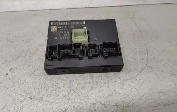Volkswagen PASSAT B6 Comfort/convenience module 3C0959799