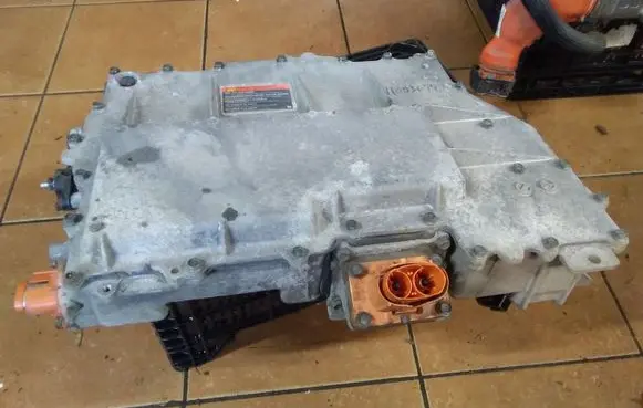 Nissan Leaf I (ZE0) Voltage converter inverter 292C03NA0C