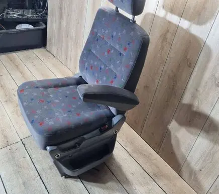 Mercedes-Benz Vito Viano W638 Second row seats 