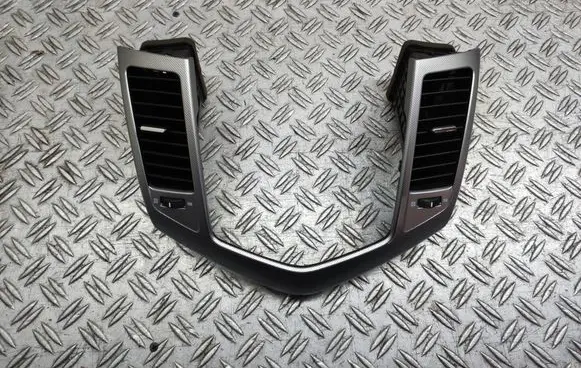 Dash center air vent grill