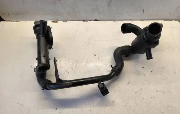 Volkswagen Caddy Engine coolant pipe/hose 03L121131AA V7548004