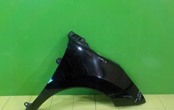 Peugeot 3008 I Fender PRZOD PRAWY