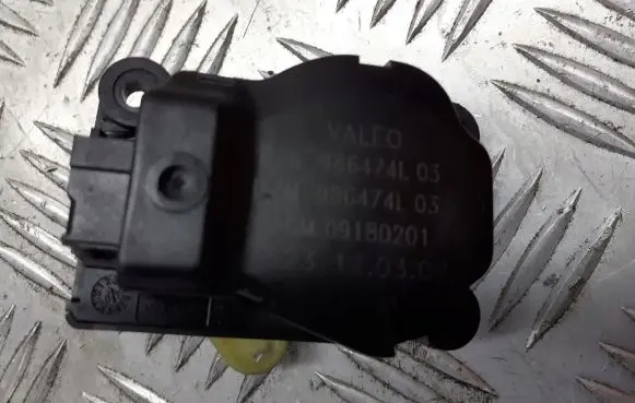 Opel Vectra C A/C air flow flap actuator/motor GM09180201
