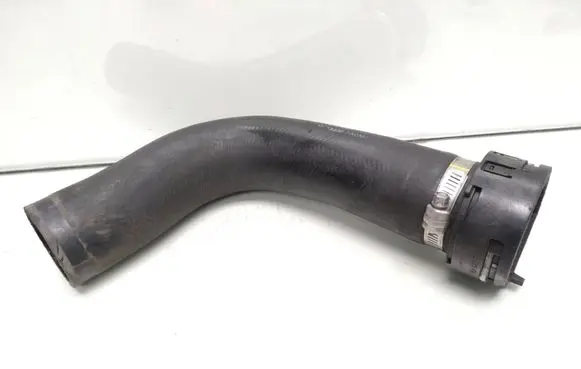 Mazda 6 Intercooler pipe mounting bracket Sh01132e1 K3887