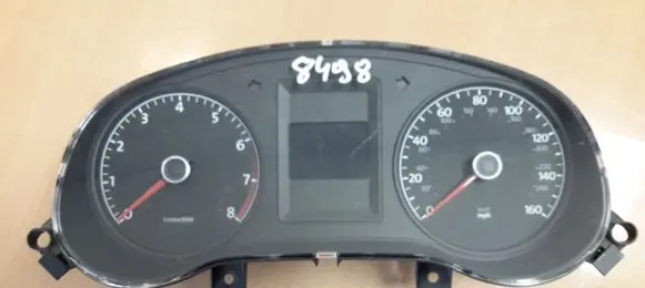 Volkswagen Jetta V Speedometer (instrument cluster) 5C6920950D