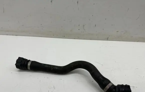BMW 5 G30 G31 Engine coolant pipe/hose 9321609