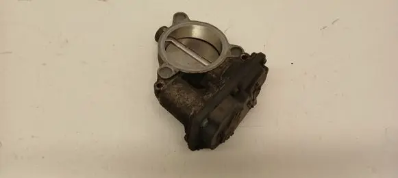 BMW 5 G30 G31 G38 Throttle valve 7619008 A2C15022400