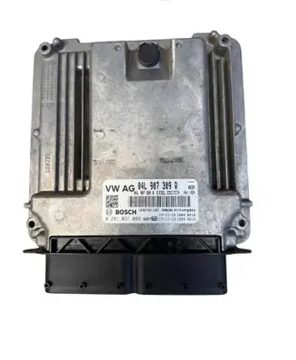 Volkswagen Golf VII Engine control unit/module 04L907309R 0281031066