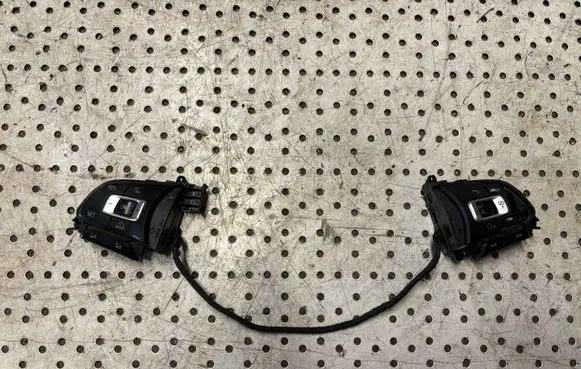 Volkswagen Caddy Steering wheel buttons/switches 2K0959442