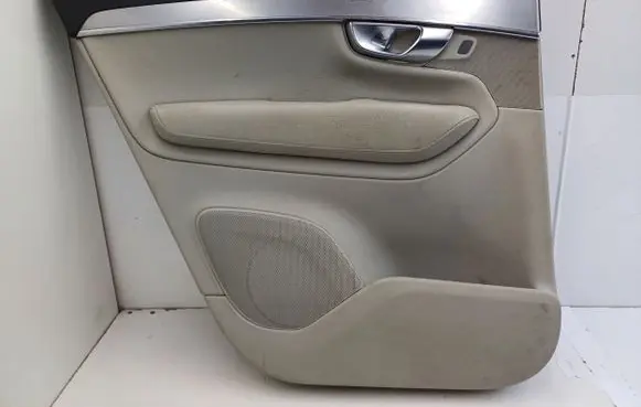 Volvo XC90 Rear door card panel trim 31393115