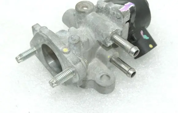 Toyota Yaris EGR valve 2562047030