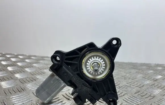 Fiat 500X Rear door window regulator motor C37706100