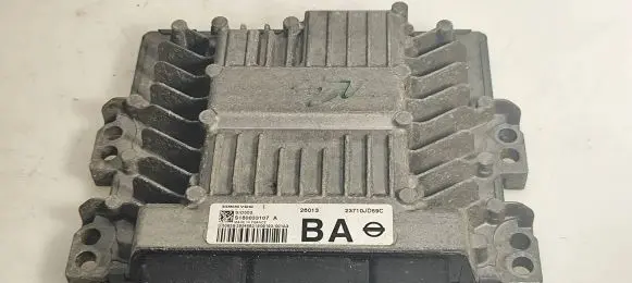 Nissan Qashqai Engine control unit/module 23710JD59C S180033107A 26013